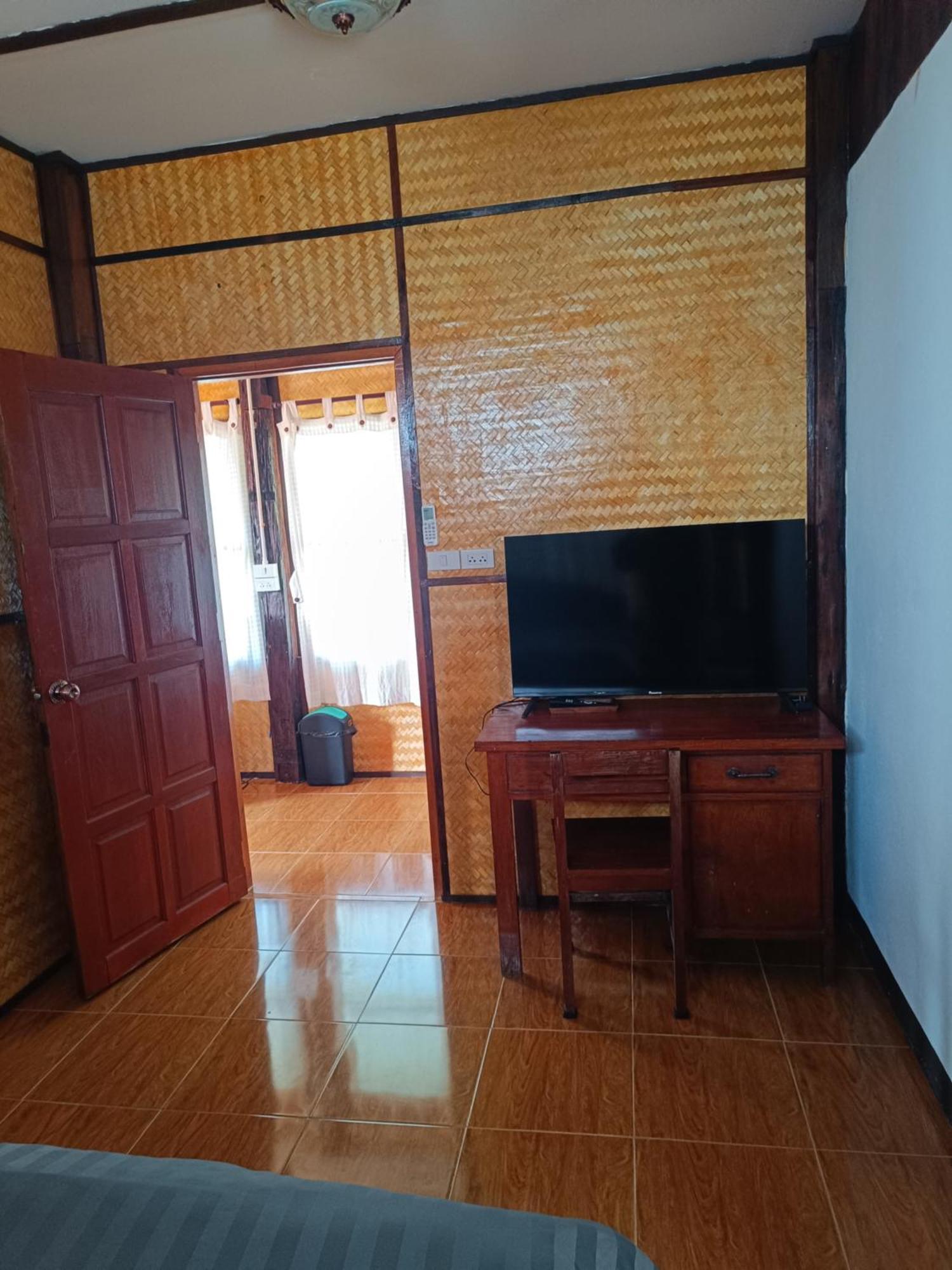 ม่วนใจ๋ปันสุข โฮมสเตย์แอนคาเฟ่ Muanjai Punsuk Homestay And Cafe Chom Thong Exterior foto